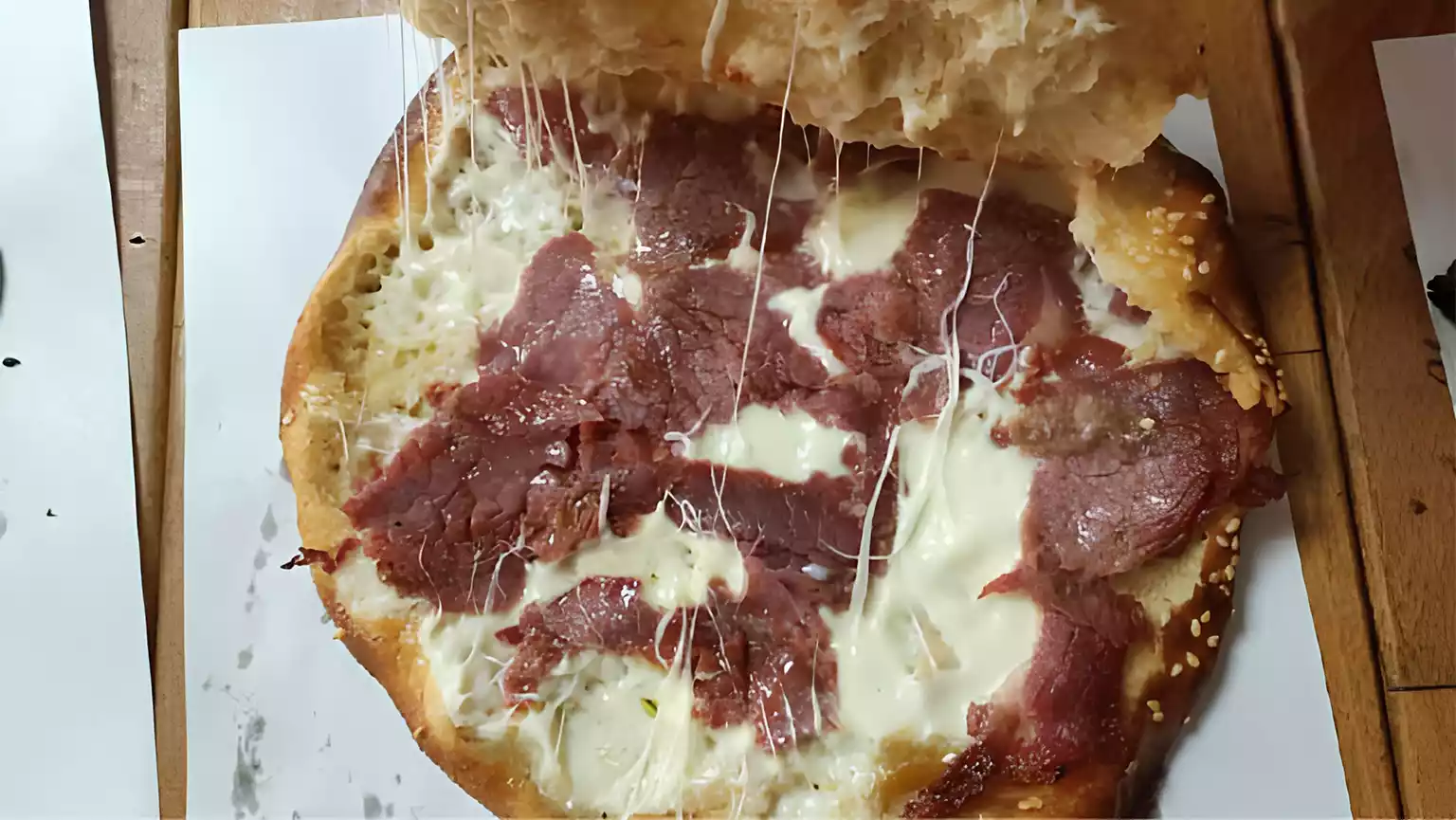 Pastırmalı Yağ Somunu